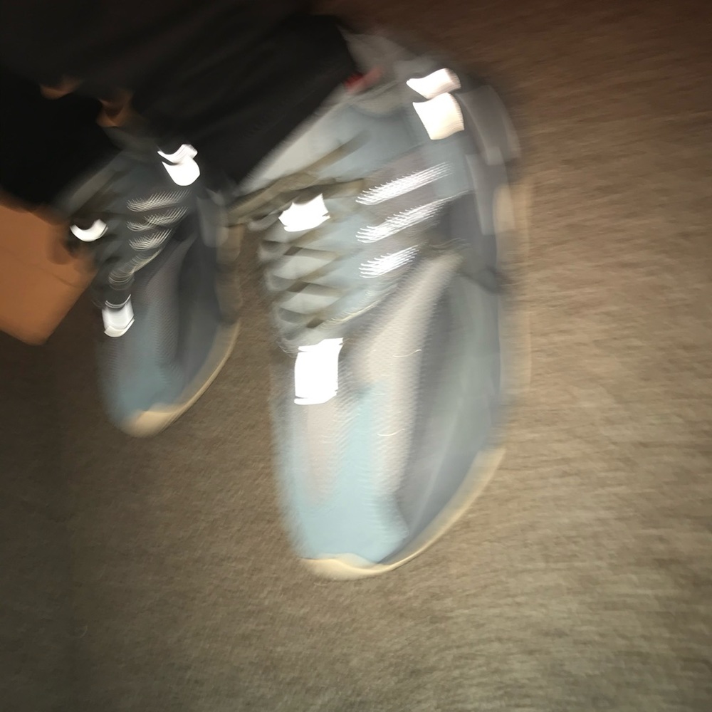 Meet your Posher, Saviyon